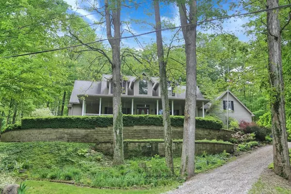 544 Grand Ridge Drive, Howard, OH 43028