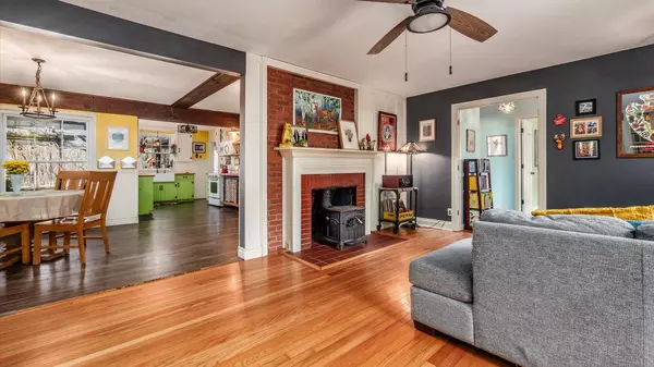 Granville, OH 43023,1749 North Street