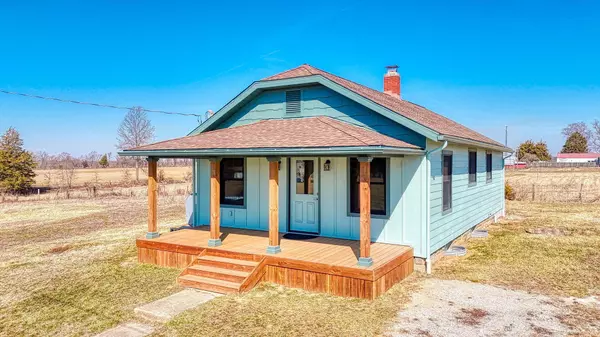 Ashville, OH 43103,9984 Neiswander Road