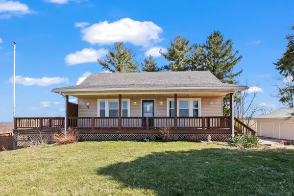9218 State Route 757, Somerset, OH 43783