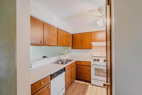 Reynoldsburg, OH 43068,911 Crofton Place