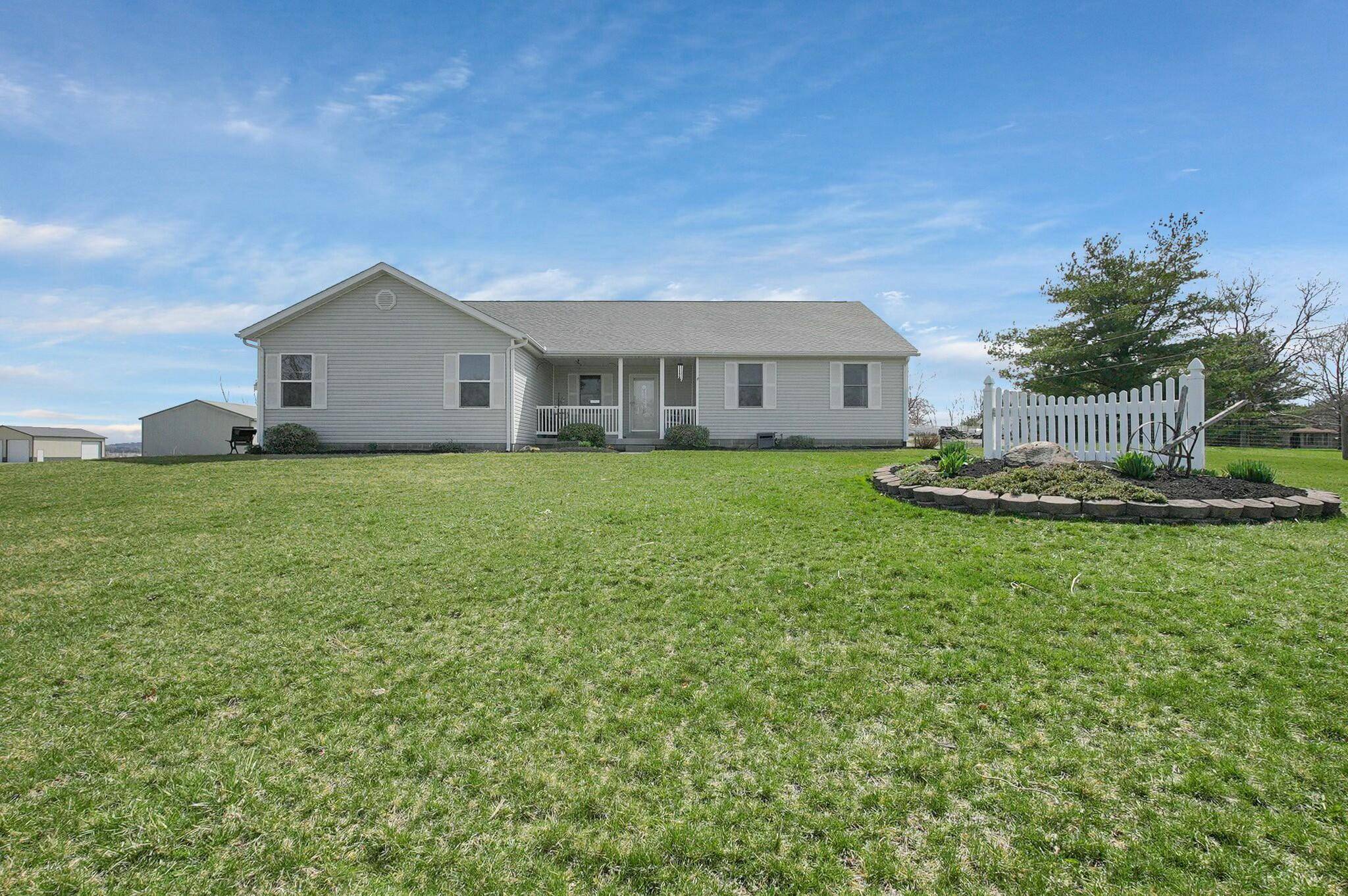 5107 Ashville Fairfield Road, Ashville, OH 43103