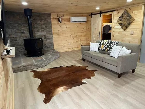 West Portsmouth, OH 45663,3852 Nauvoo Pond Creek Road