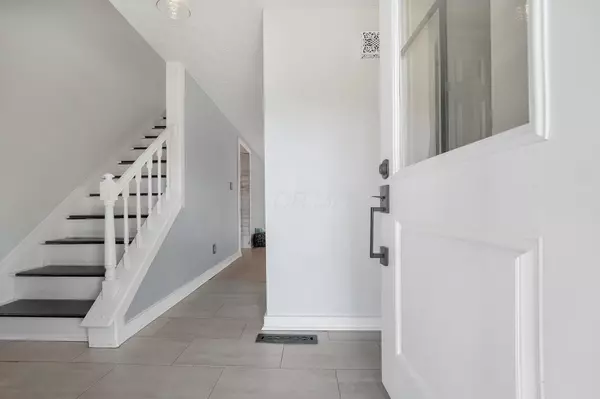 Columbus, OH 43228,1799 Hickory Hill Drive