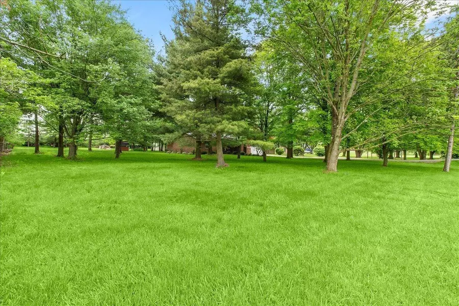 400 Sylvan Shores Drive, South Vienna, OH 45369