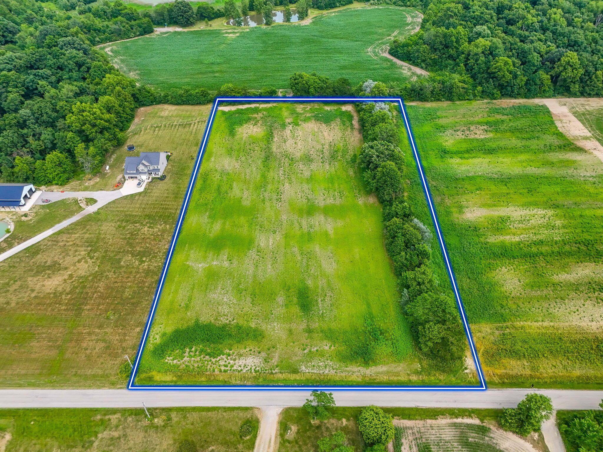 Dog Leg Rd, Marysville, OH 43040