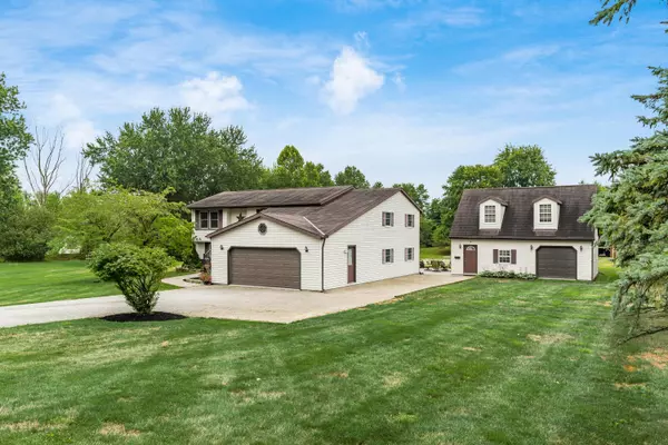 5213 Deeds Road, Pataskala, OH 43062