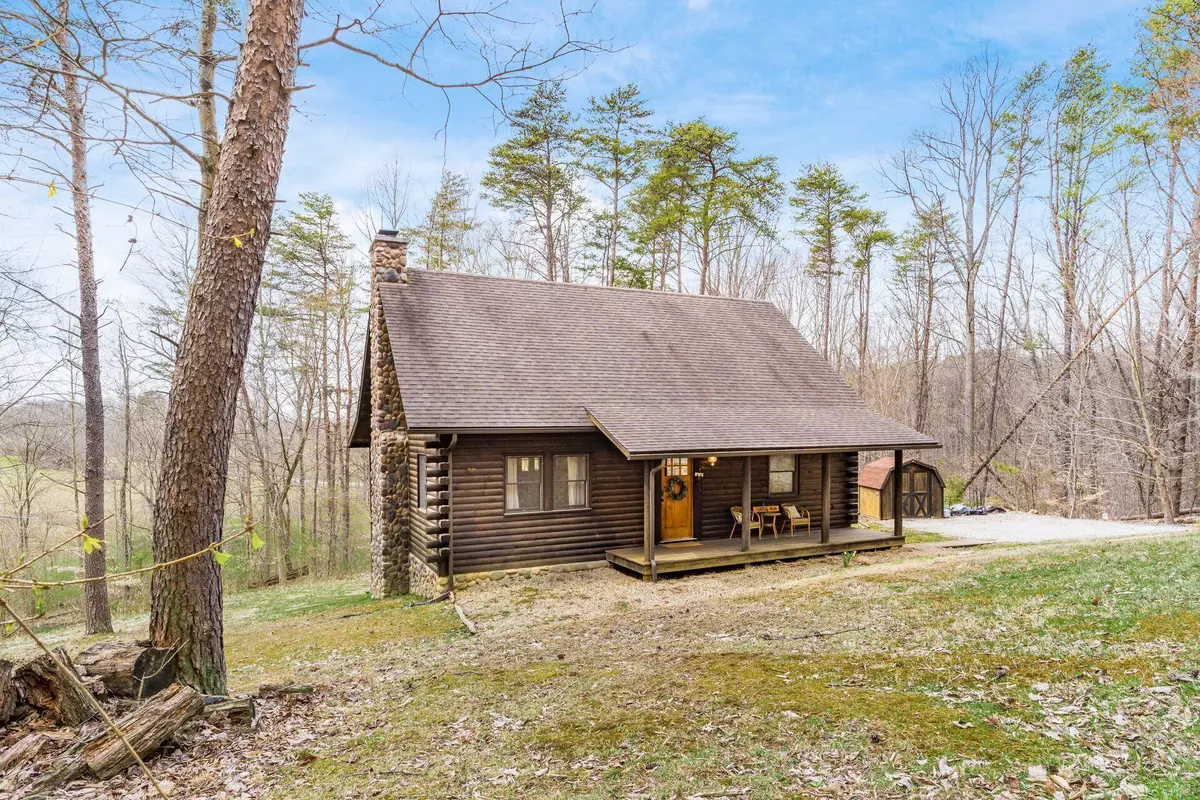 Rockbridge, OH 43149,26063 Twin Falls