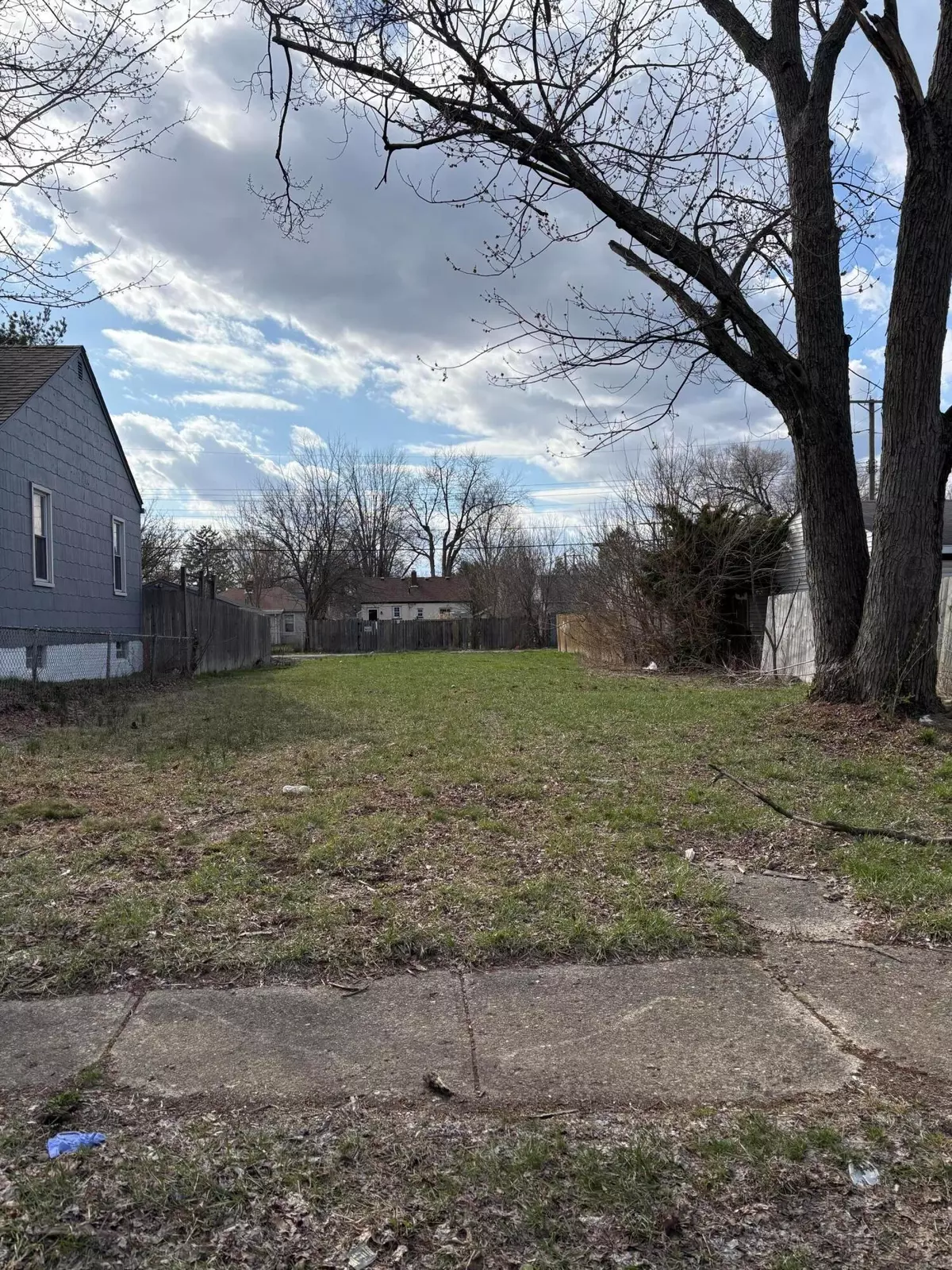 Columbus, OH 43224,3021 Grasmere Avenue