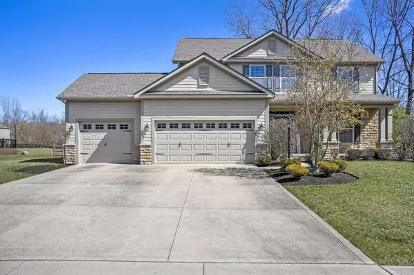 1672 Forest View Drive,  Pataskala,  OH 43062