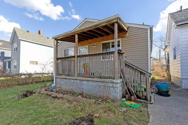 Columbus, OH 43211,1637 Genessee Avenue