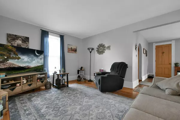 Bloomingburg, OH 43106,3 Market Street