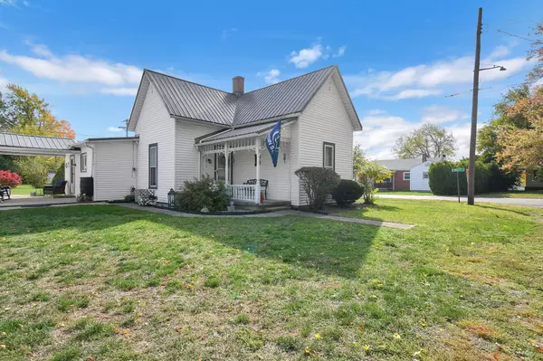 Bloomingburg, OH 43106,3 Market Street