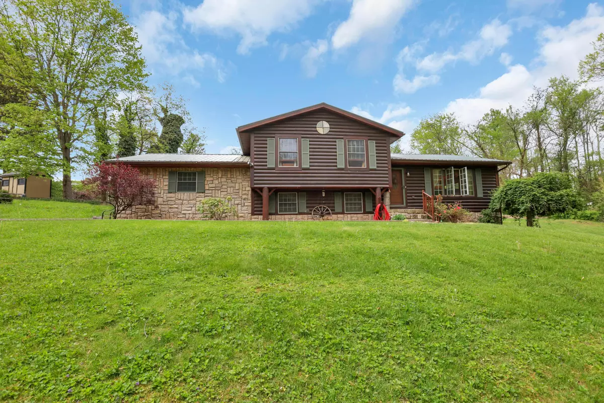Zanesville, OH 43701,1040 Ivy Drive