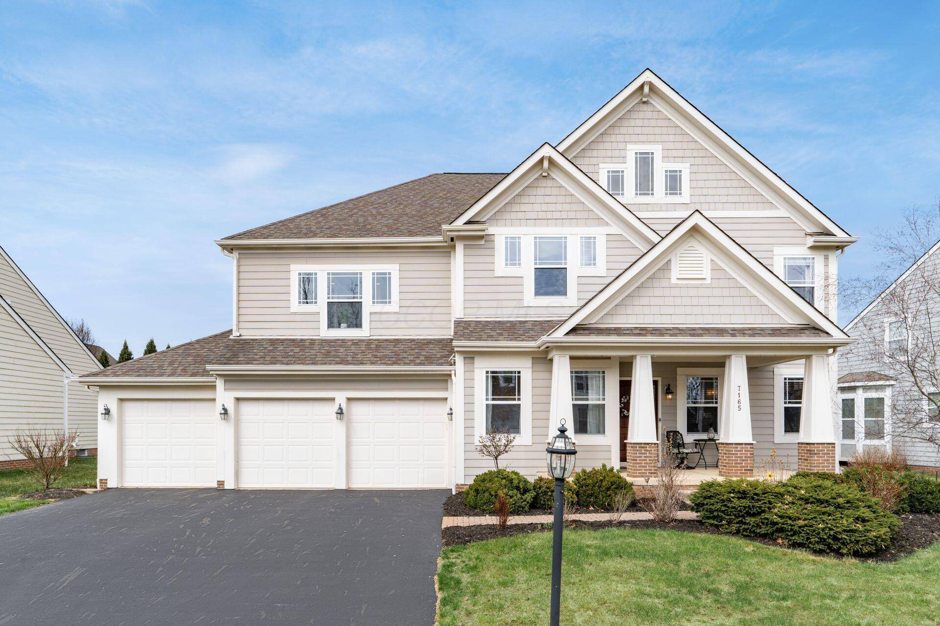 7165 Upper Clarenton Drive, New Albany, OH 43054