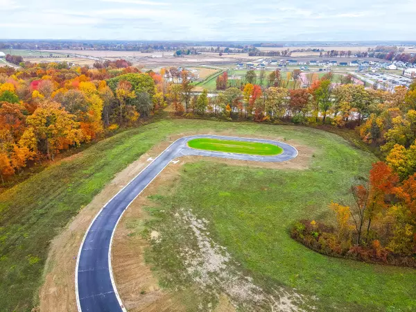 8340 Canopy Glen Drive, Plain City, OH 43064