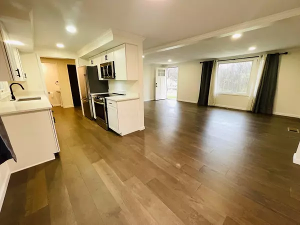 Howard, OH 43028,604 Valleywood Heights Drive