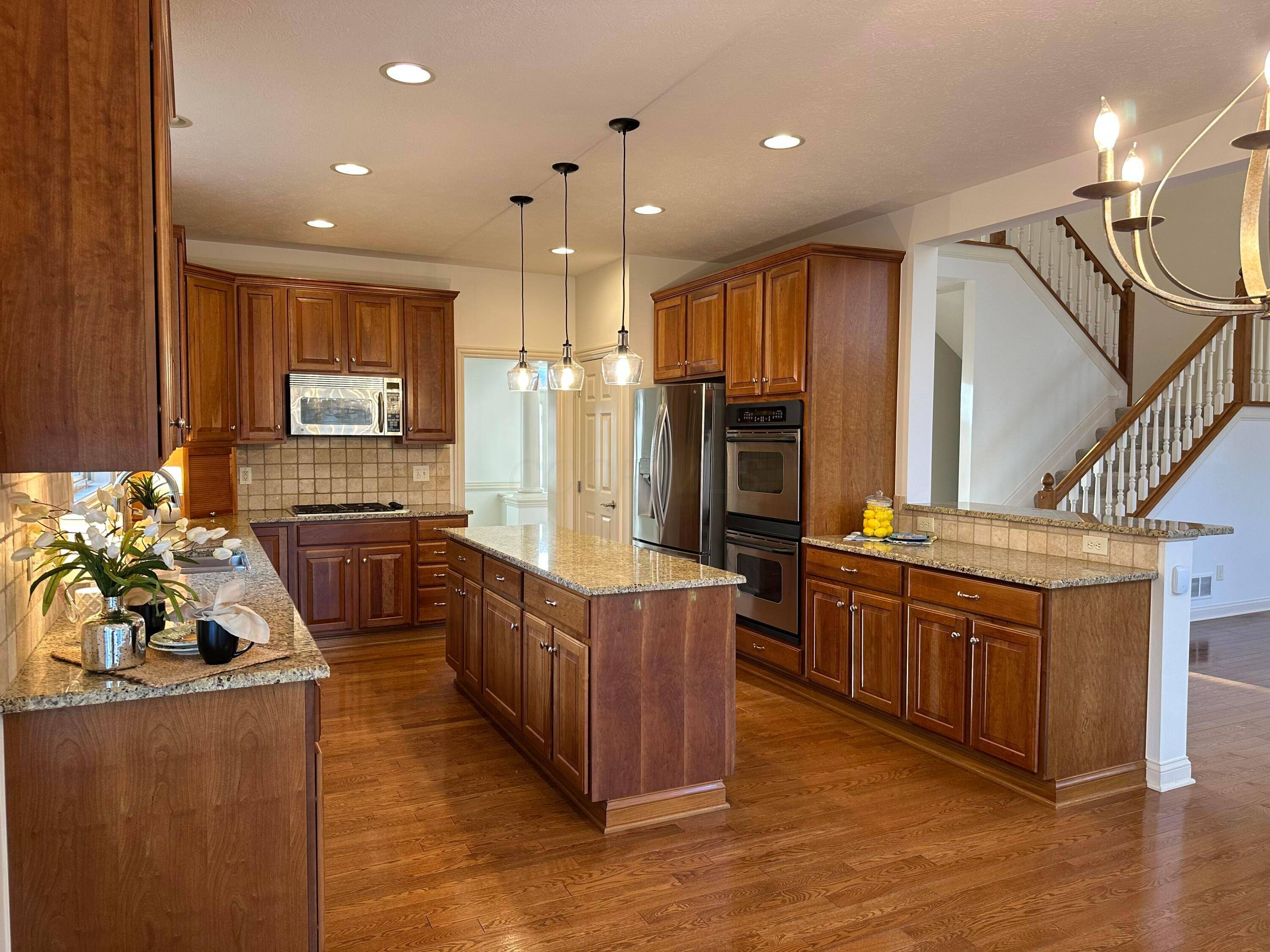 9479 Creighton Drive, Powell, OH 43065
