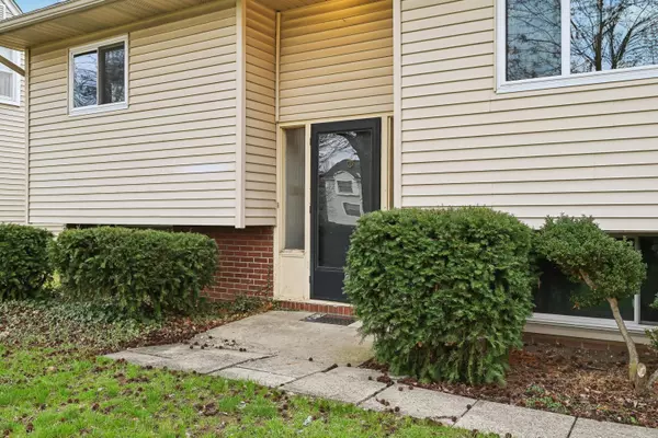 Upper Arlington, OH 43221,2464 Wellesley Drive