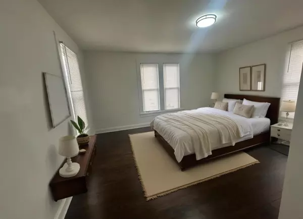 Circleville, OH 43113,124 W Ohio Street