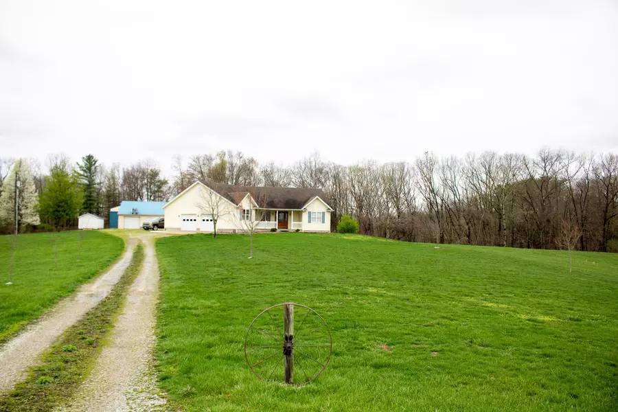 2185 Oh-555, Malta, OH 43758