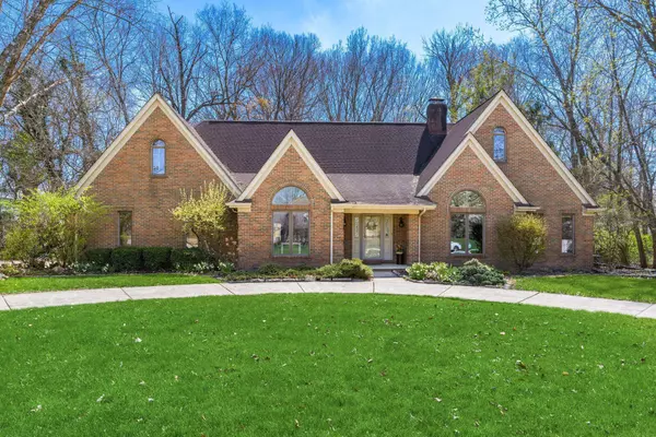 7706 Glenwood Court, Canal Winchester, OH 43110