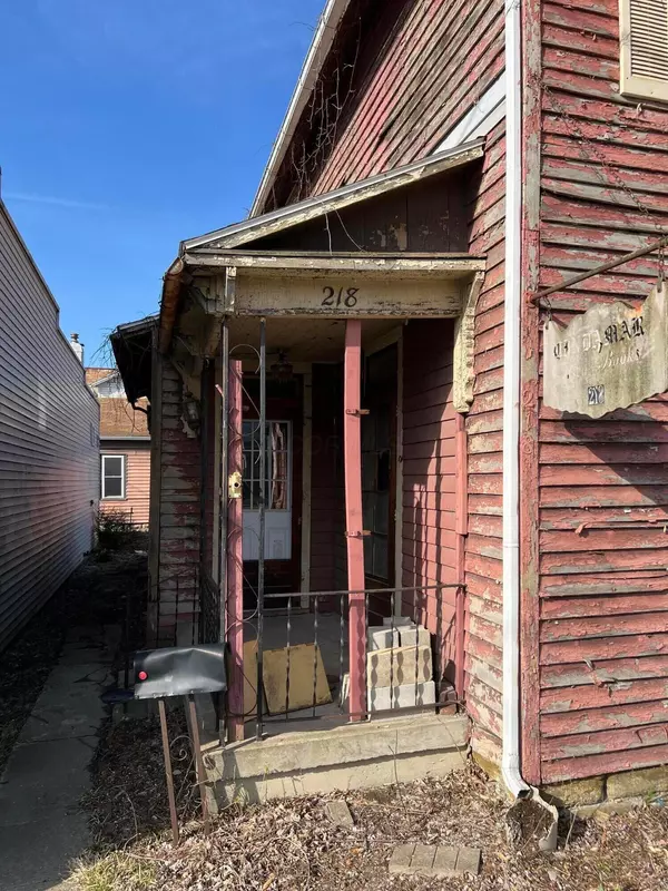 Newark, OH 43055,218 Granville Street