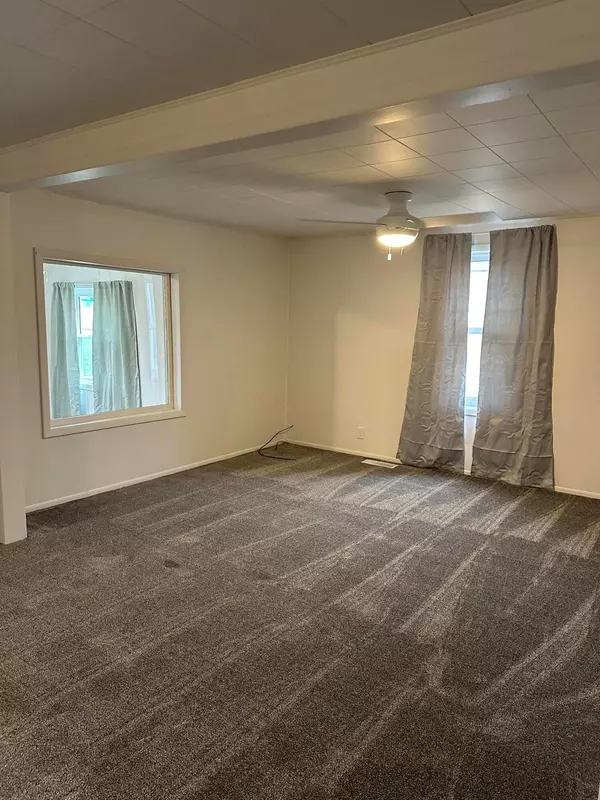 Alger, OH 45812,801 N Mcconnell Street