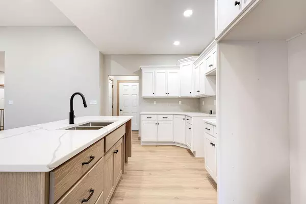 Mount Vernon, OH 43050,107 Roanoke Street