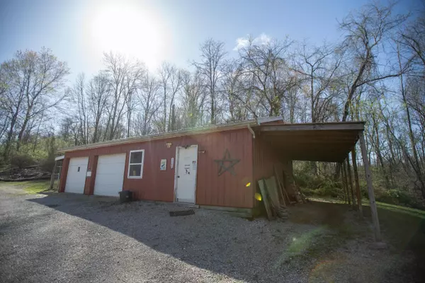 Albany, OH 45710,3617 Spring Valley Road