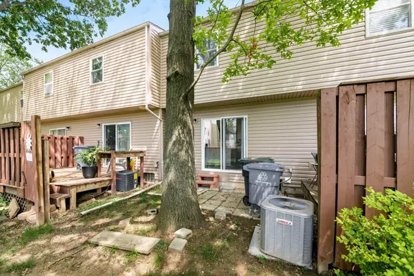 Worthington, OH 43085,7771 Barkwood Drive