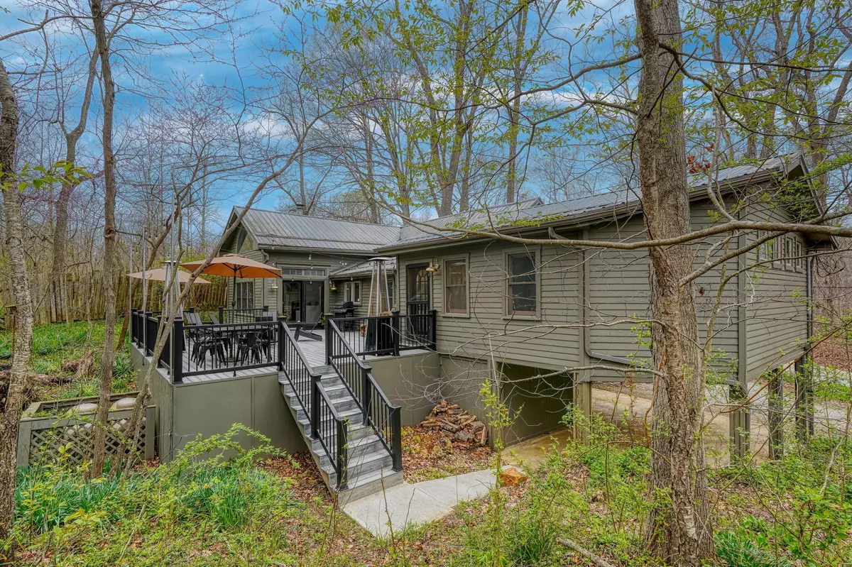 Bainbridge, OH 45612,7724 Cave Road