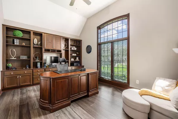 Galena, OH 43021,5575 Pointewood Court