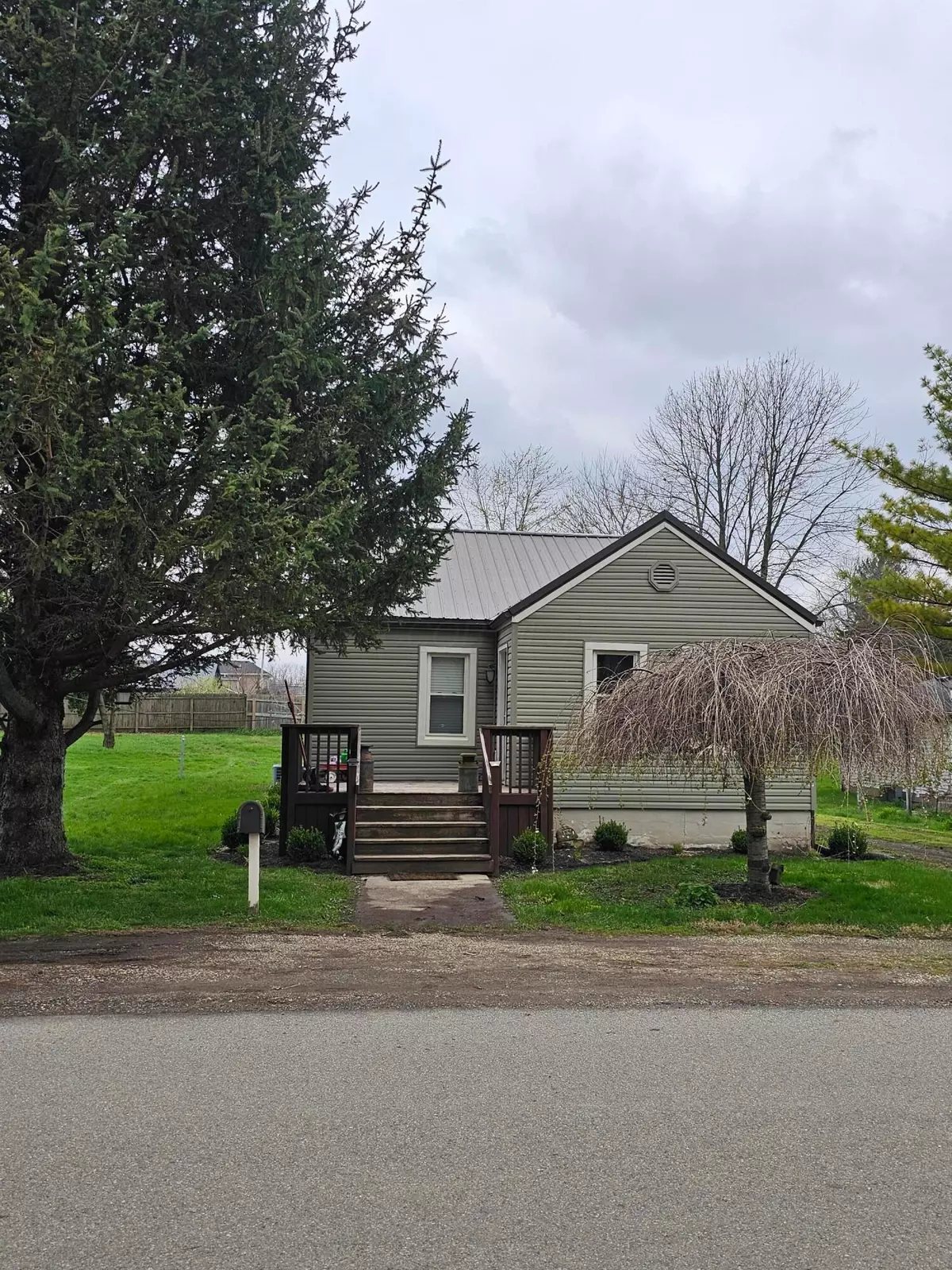Mechanicsburg, OH 43044,79 S Locust Street