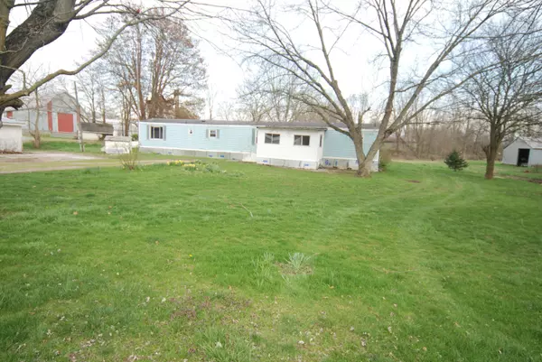 West Mansfield, OH 43358,20543 Treaty Line Road