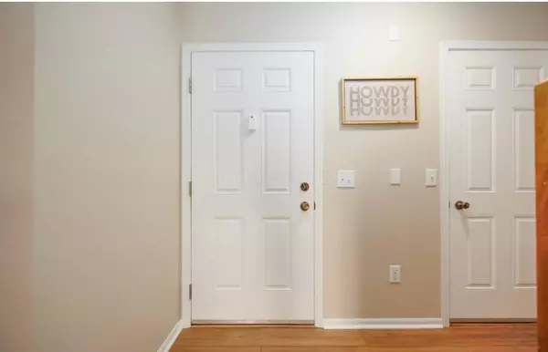 Blacklick, OH 43004,237 Bollingen