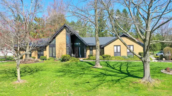 1321 Dakota Road, Bellefontaine, OH 43311