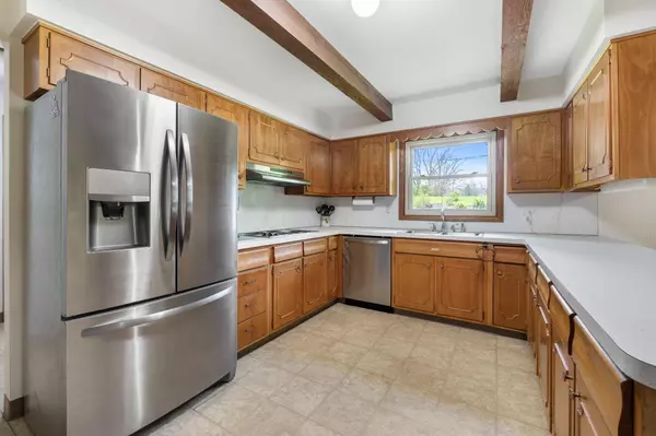 Columbus, OH 43214,593 Garrett Drive