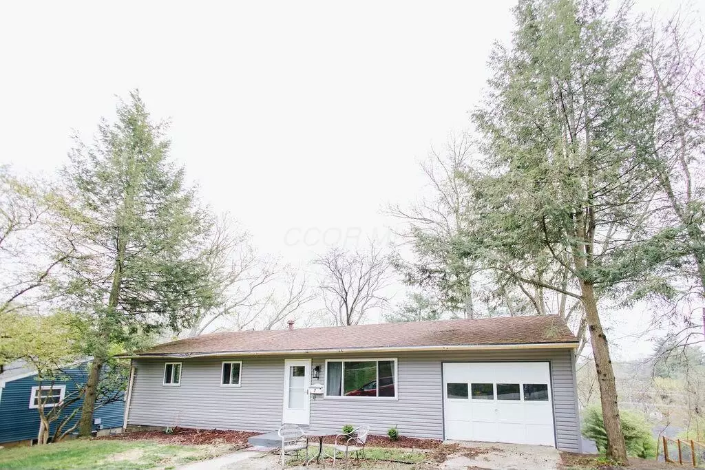 Athens, OH 45701,7 W Hills Drive