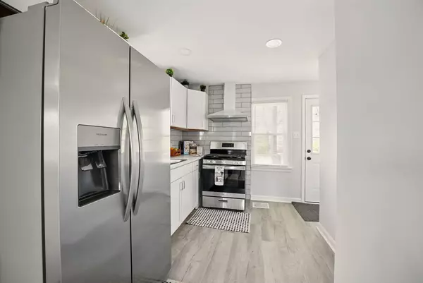 Columbus, OH 43211,2196 Berrell Avenue