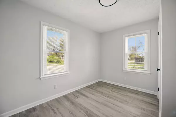 Columbus, OH 43211,2196 Berrell Avenue