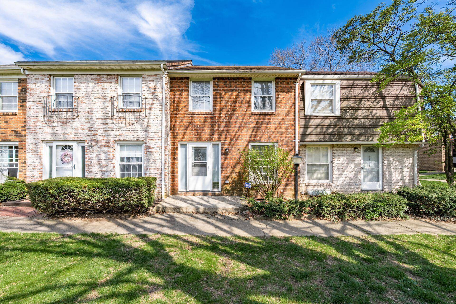 2319 Hardesty Drive #C2,  Columbus,  OH 43204