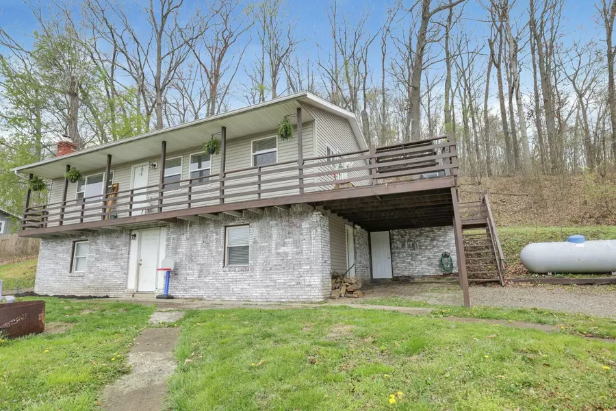 6634 Purity Road, Saint Louisville, OH 43071