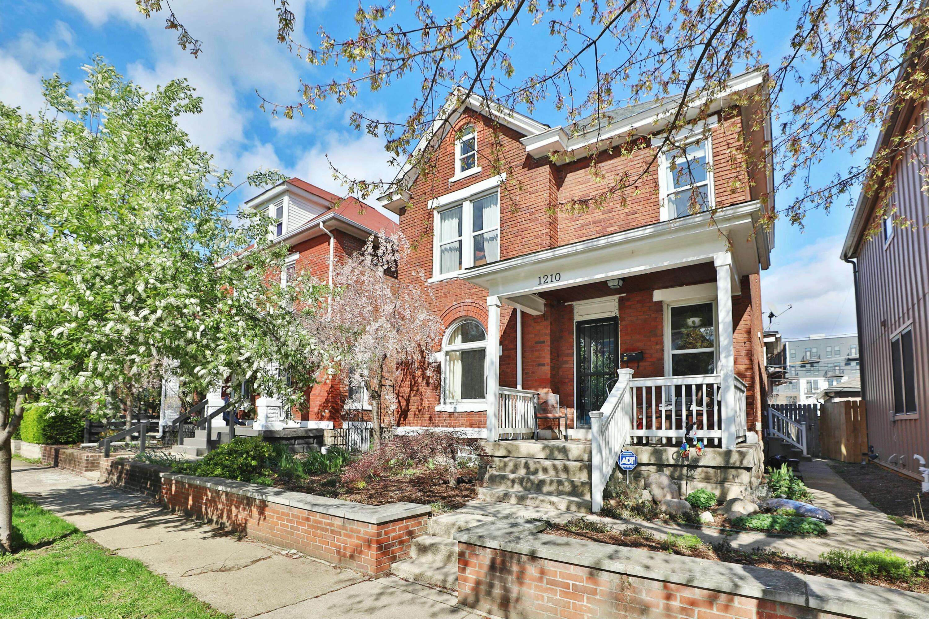 1210 Hamlet Street, Columbus, OH 43201