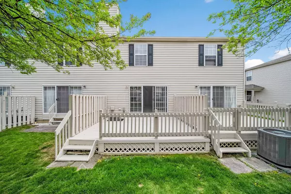 Columbus, OH 43235,5345 Coral Berry Drive #82B