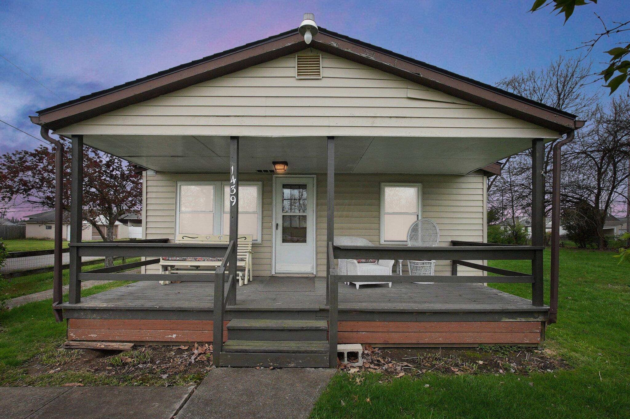 1439 Marsdale Avenue, Columbus, OH 43223