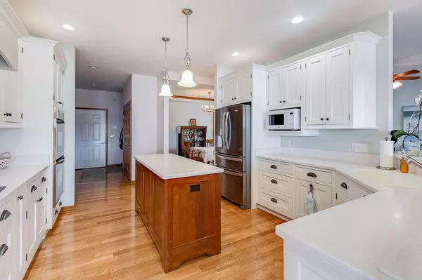 Howard, OH 43028,1028 Apple Valley Drive