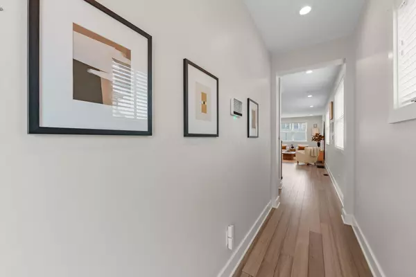 Columbus, OH 43201,281 E Greenwood Avenue