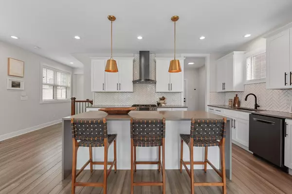 Columbus, OH 43201,281 E Greenwood Avenue