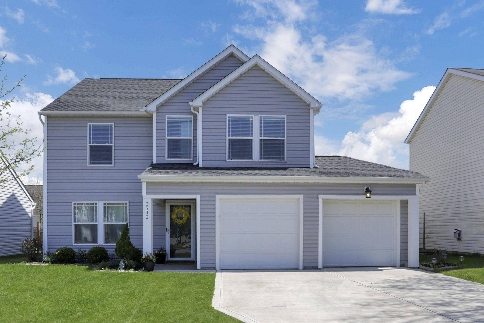2542 Medora Drive, Grove City, OH 43123